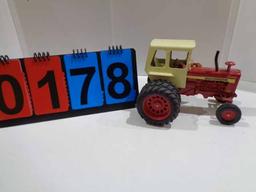 Ertl International 1456 cab
