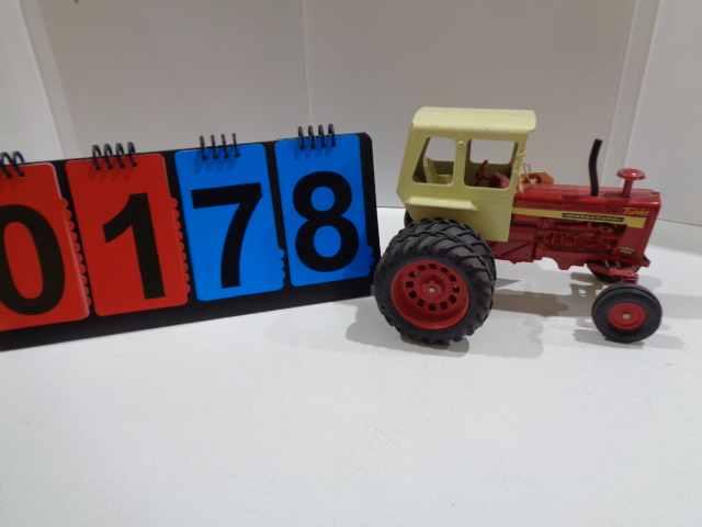 Ertl International 1456 cab