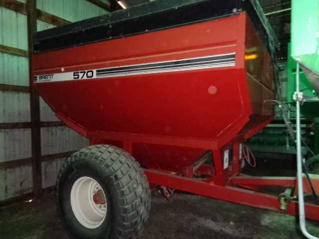 Brent 570 Grain Cart