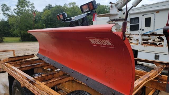 Western Snow Plow Pro Plow 9' (A)