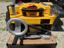 DeWalt Planer w/ Stand and Feeder Ring (NEW)