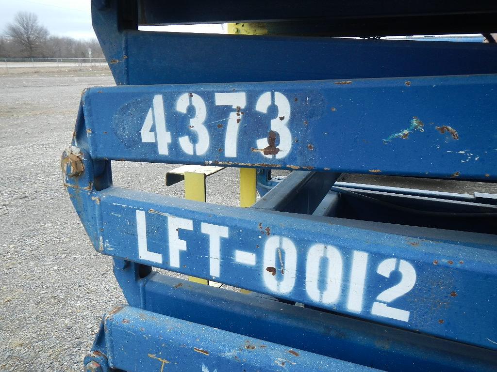 FLYING TIGER F-5118 UP-RIGHT SCAFFOLD SCISSOR LIFT, 174 hours on meter S# 8