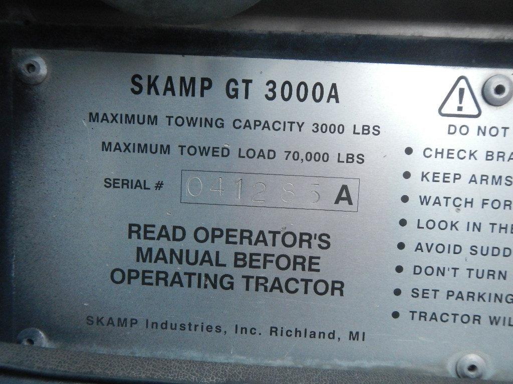 SKAMP GT 3000A TUGGER 789 hours on meter  TOWING CAP 3000 LBS, MAX TOWED LO