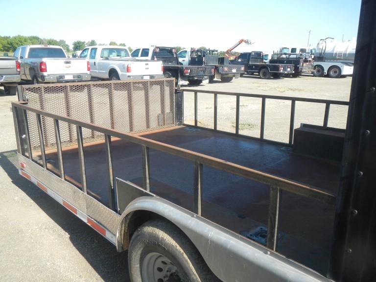 2012 FREEDOM COMBO TRAILER,  TANDEM AXLE, 1/2 ENCOLES, 1/2 OPEN, FOLDING GA
