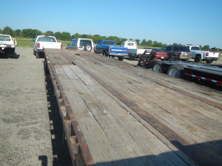 2009 ATOKA DROP DECK TRAILER,  TRI AXLE, ROLLING TAIL, 4-AIR LIFT ROLLERS,
