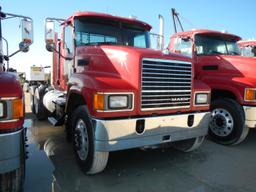2012 MACK CHU613 TRUCK TRACTOR, 28,094+ mi, 7,001+ hrs,  DAY CAB, MACK MP8