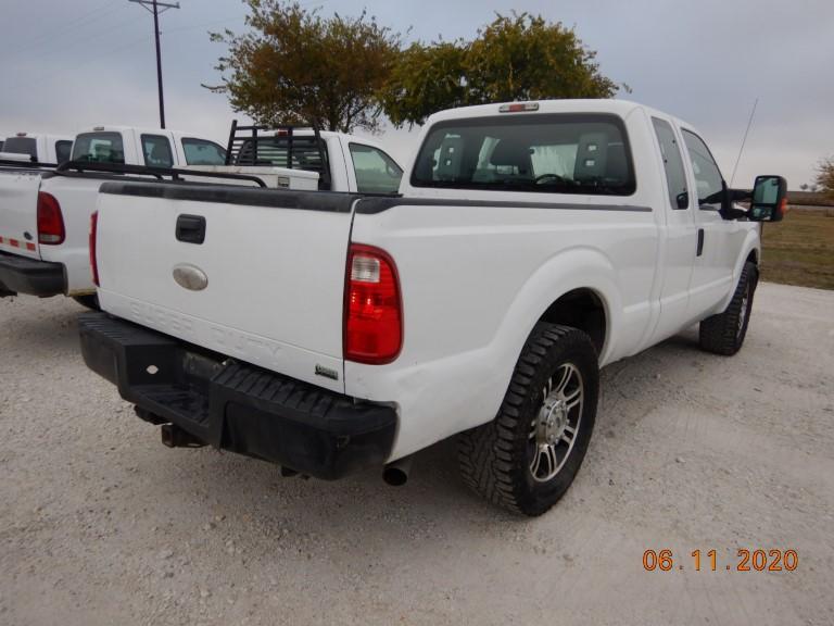 2012 FORD F-250 XL TRUCK, 154,294+ mi,  EXTENDED CAB, 2-WD, 6.2L GAS, AUTOM
