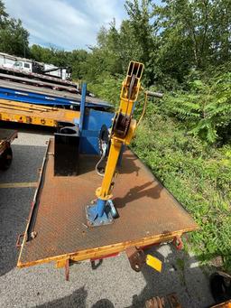(1) 8'x6' Platform Track cart, Steel Deck w/ 1000# Man lifting frame, Ox/Ac
