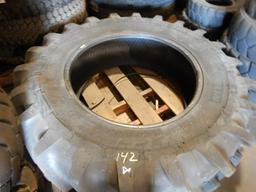 (1) 380/85R30 TIRE