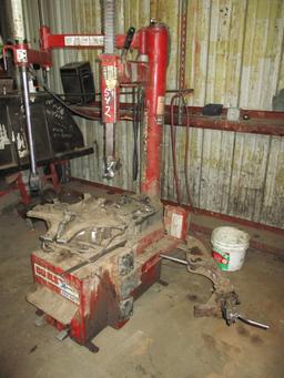 TIRE MACHINE