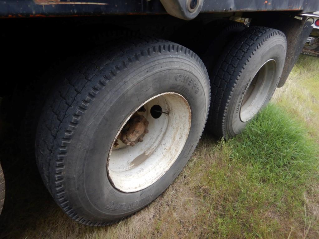 2000 MACK CH612 DUMP TRUCK, 785,383 miles showing on meter  MACK 300 DIESEL