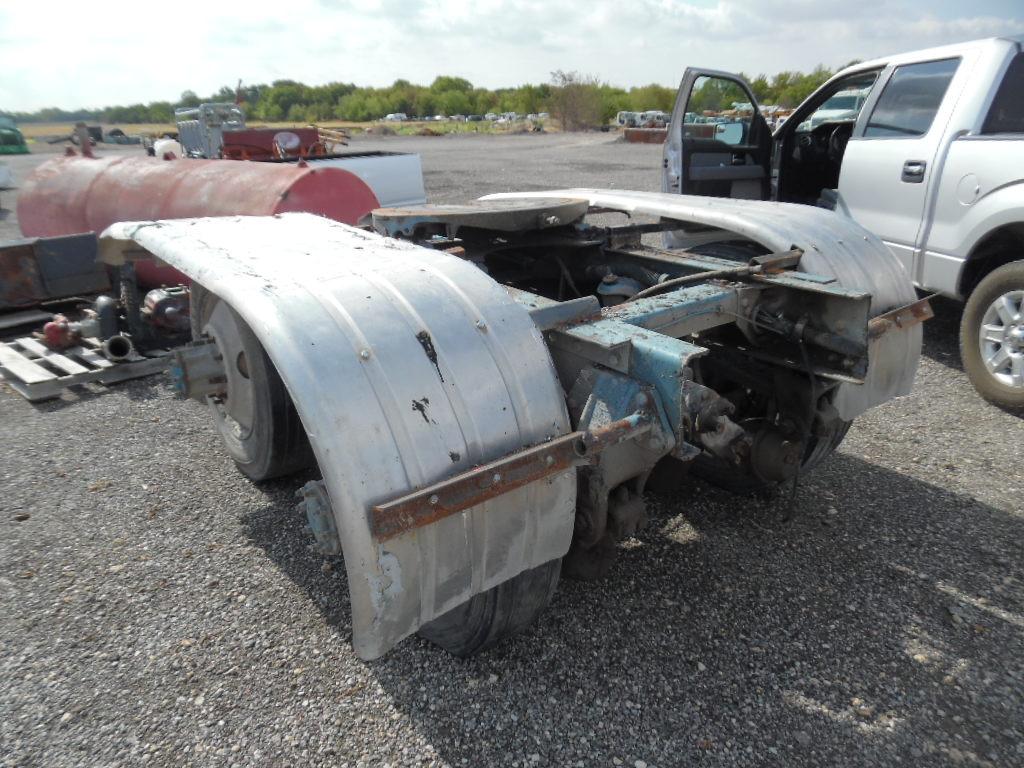 PETERBILT REAR CUTOFF, AIR RIDE TANDEM AXLES, 5TH WHEEL
