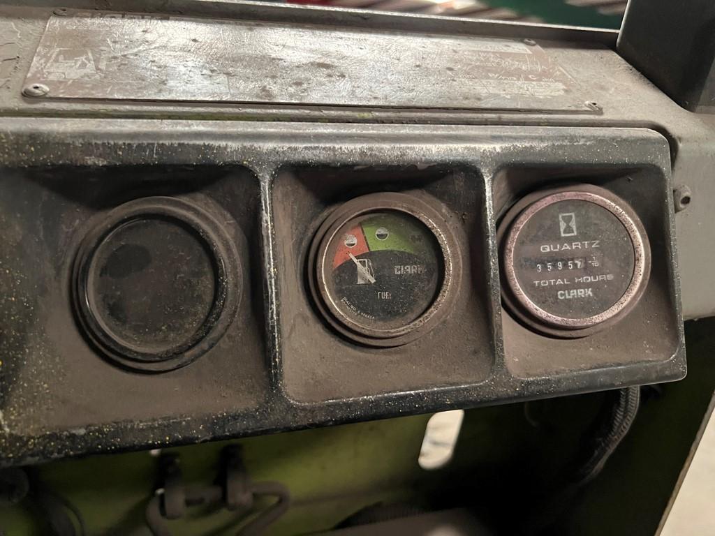 CLARK S30 STRAIGHT MAST FORKLIFT, 3,595+ hrs,  6,000LB (RESERVED FOR USE, C