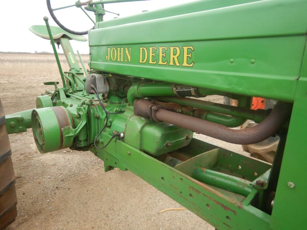 1942 JOHN DEERE B WHEEL TRACTOR  EXTRA SET OF DUALS, ORIGNIAL PTO ASSEMBLY