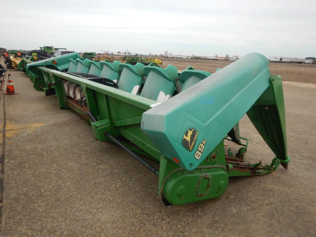 JOHN DEERE 894 CORN HEADER  8 ROW WIDE, EAR SAVER, SNAPPING ROLLS S# H00894