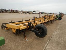 BIGHAM HC40F HIPPER TUMBLER  12 ROW 38", REAR CLEANOUTS AND BASKETS S# 454