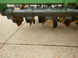JOHN DEERE 750 GRAIN DRILL S# 009079