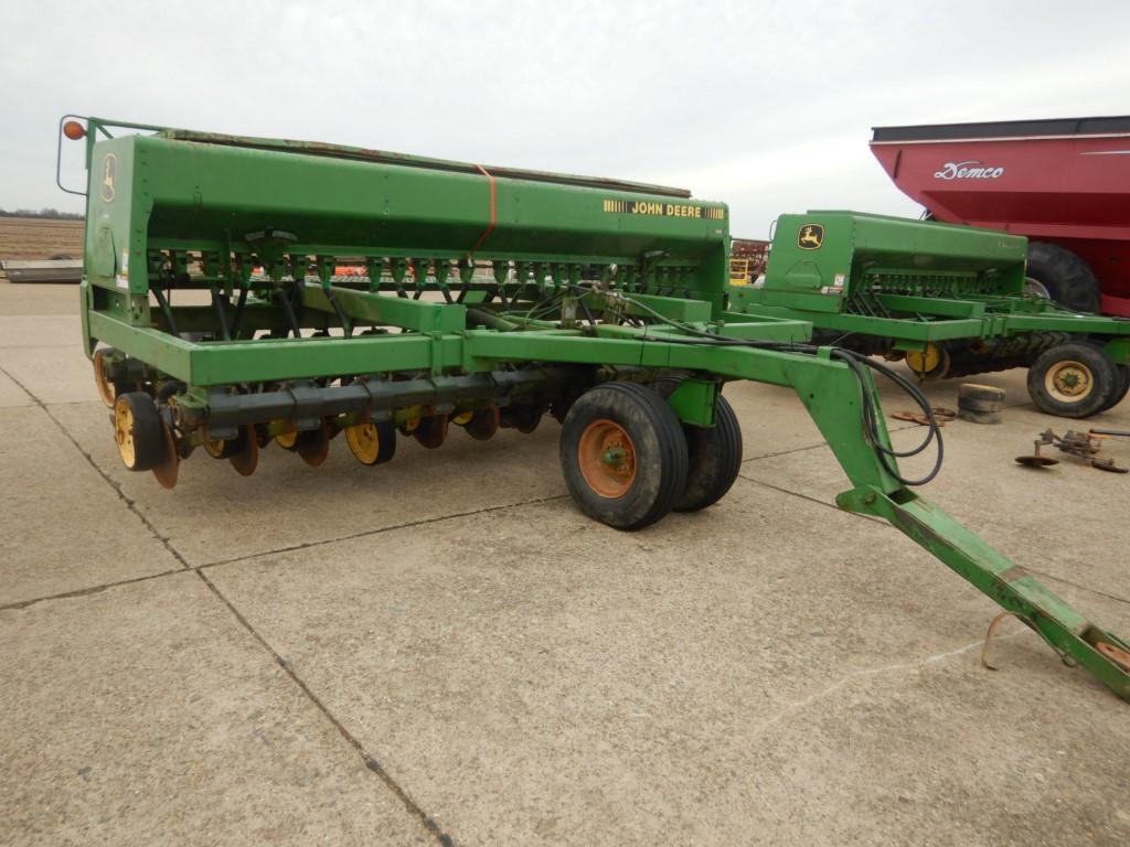 JOHN DEERE 750 GRAIN DRILL S# 009079