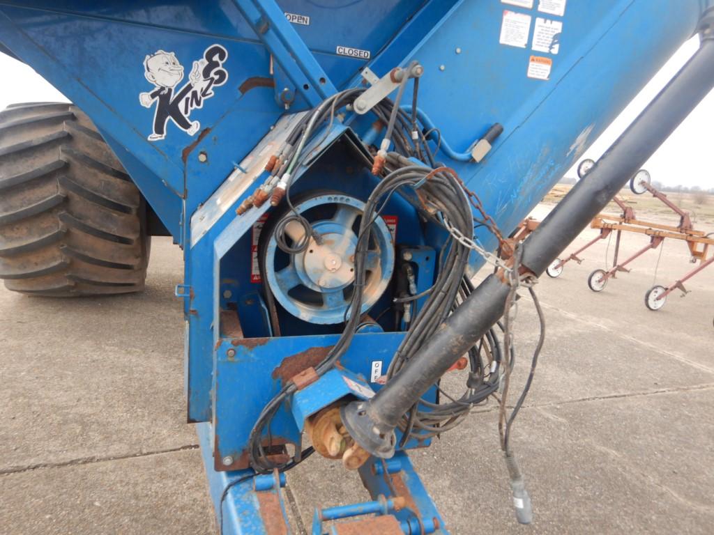 KINZE 1050 GRAIN CART  ROLL TARP, ELECTORIN SCALES, 12.50/45-32 TIRES, NEED