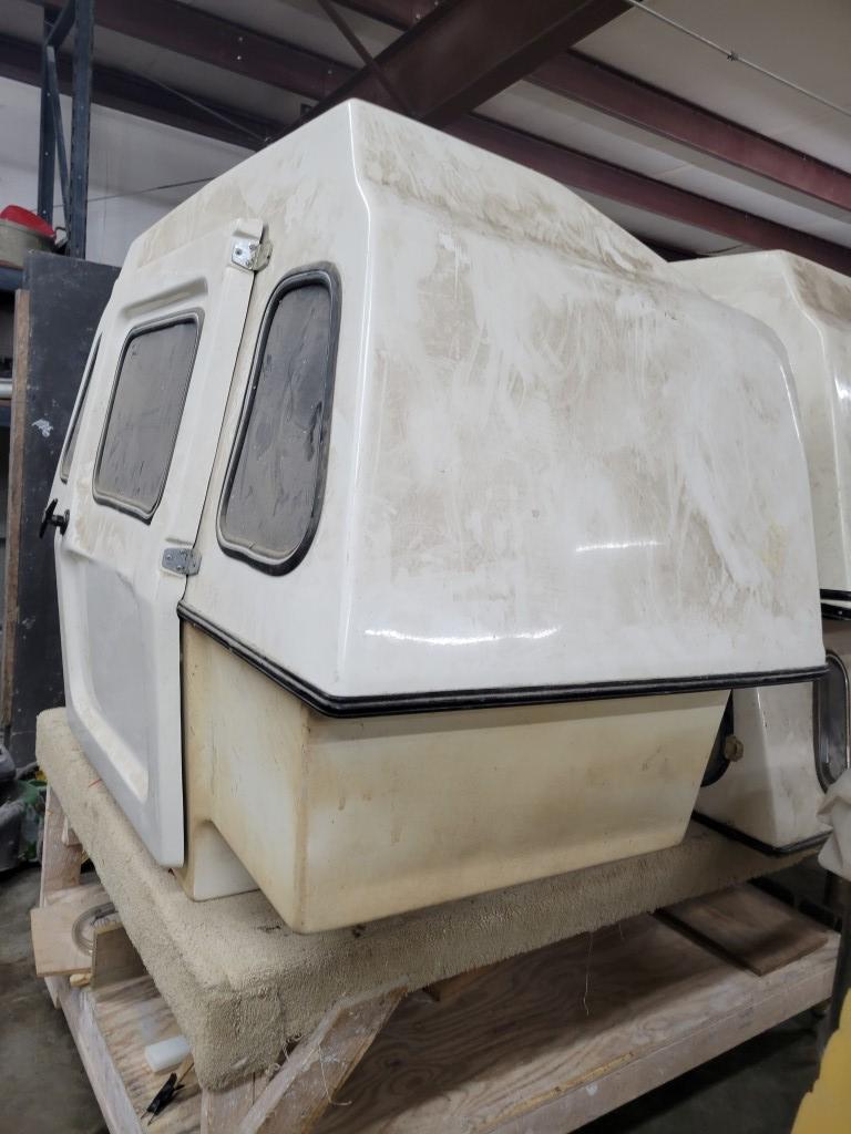 (3) FIBERGLASS SLEEPER UNITS  FOR PICKUPS