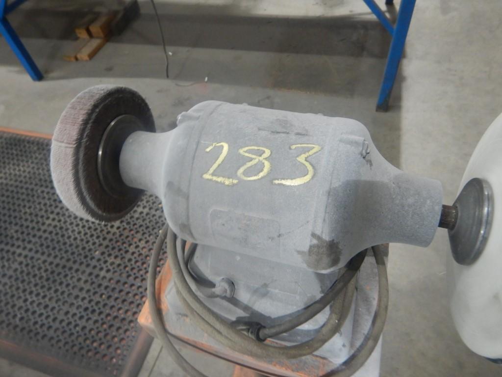 BENCH GRINDER ON STAND