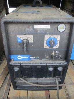 MILLER BOBCAT 225 WELDER / GENERATOR & WELDER TRAILER