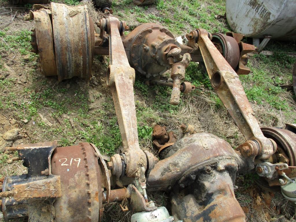 SET OF MACK REARS