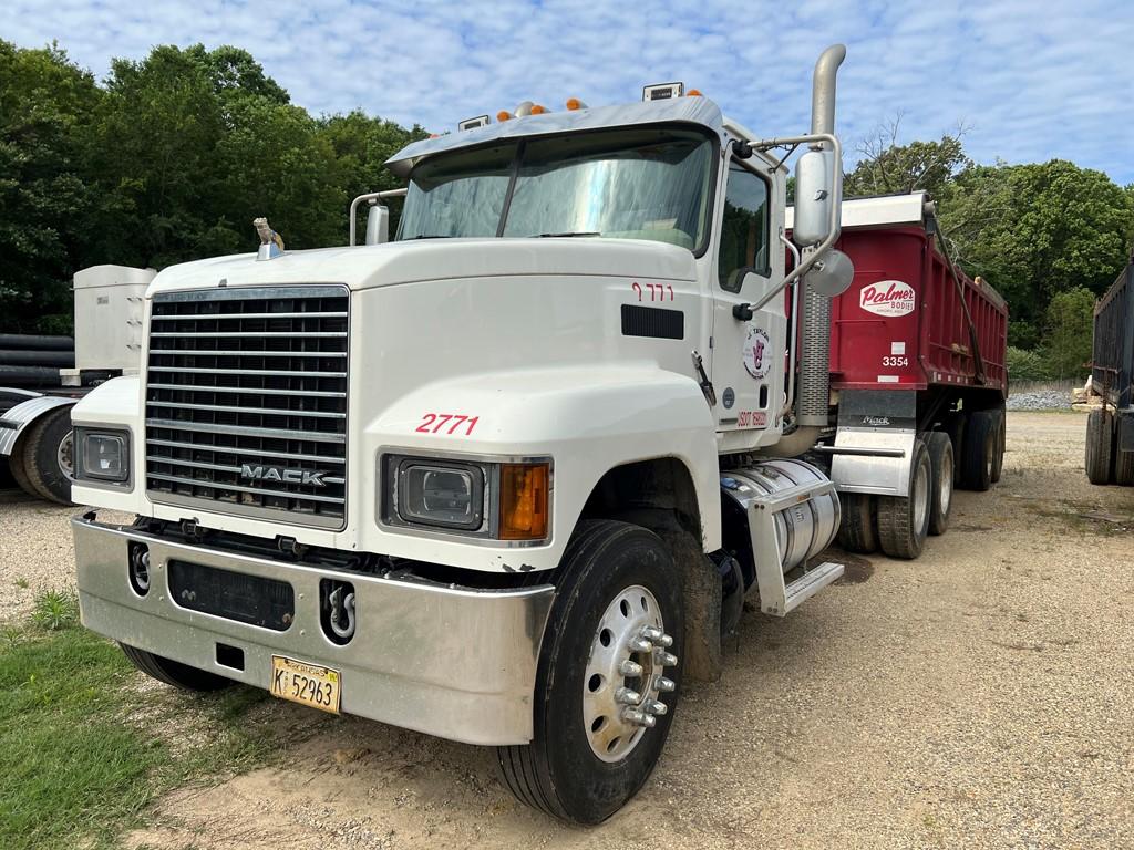 2019 MACK PINNACLE 64T TRUCK TRACTOR, 334,488 Miles  DAY CAB, MACK MP8-445C