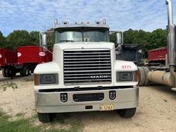 2019 MACK PINNACLE 64T TRUCK TRACTOR, 334,488 Miles  DAY CAB, MACK MP8-445C