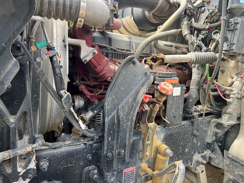 2019 MACK PINNACLE 64T TRUCK TRACTOR, 334,488 Miles  DAY CAB, MACK MP8-445C