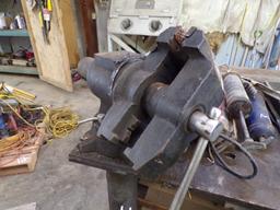 METAL SHOP TABLE W/VISE AND MISC. METAL UNDERNEATH