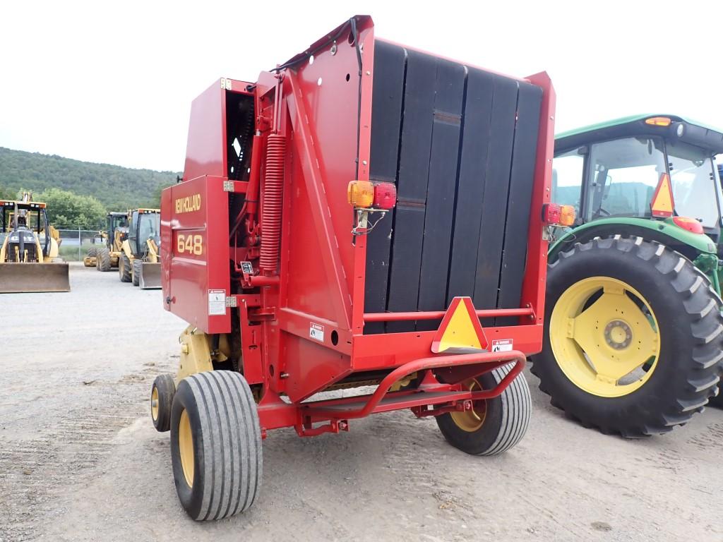 NEW HOLLAND 648 ROUND HAY BALER,  AUTO-WRAP S# 98990