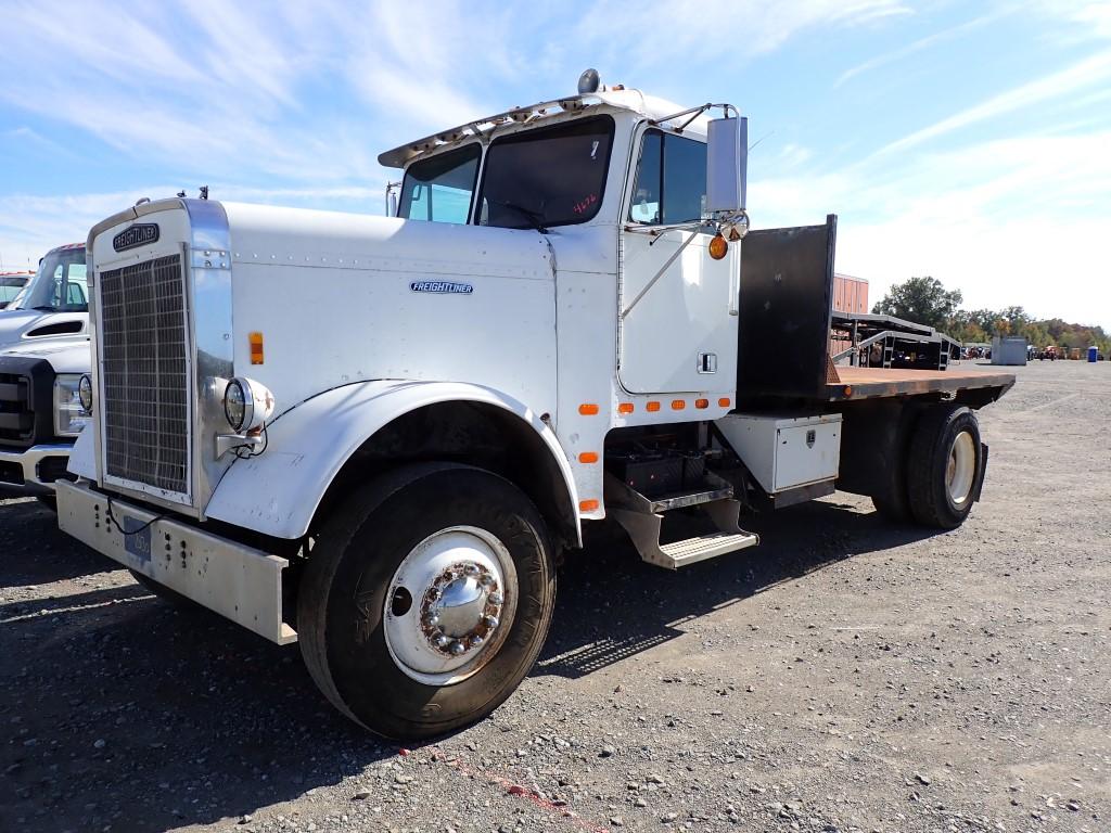 1984 FREIGHTLINER FLC 120 FLATBED DUMP TRUCK TRACTOR,  CUMMINS DIESEL, 10-S