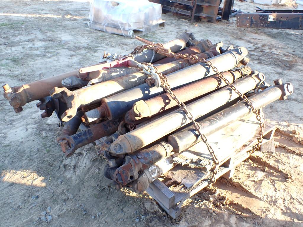 PALLET W/ DRIVE SHAFTS