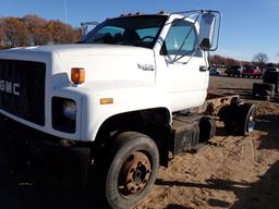 1995 GMC TOPKICK CAB & CHASSIS,  CAT DIESEL, 5 SPEED, SINGLE AXLE, DUAL TIR