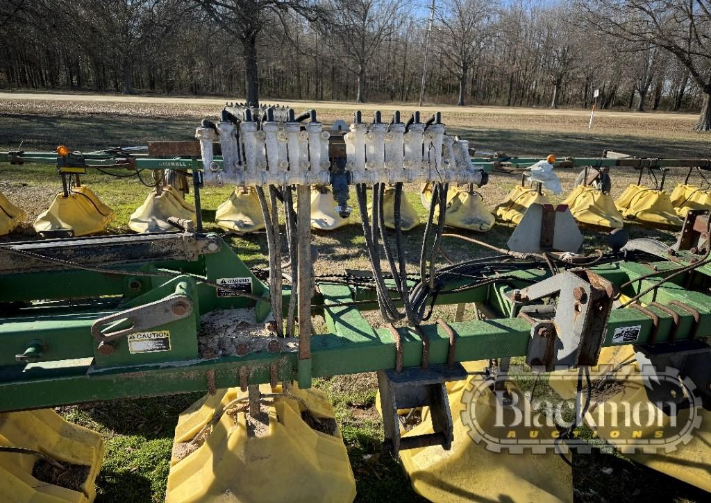 RED BALL 420 HOODED SPRAYER,  12 ROW