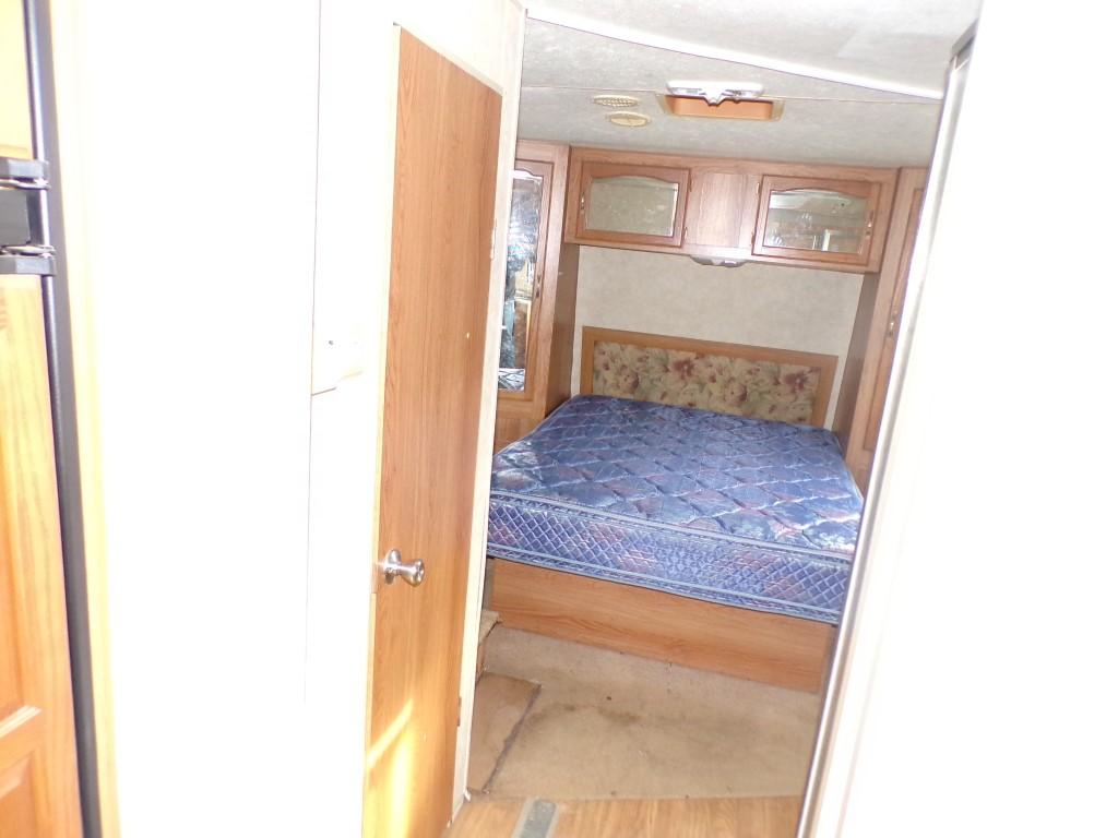 2007 DURANGO CAMPER TRAILER  30' BUMPER PULL ,**NO TITLE**, 1 SLIDE OUT, FU