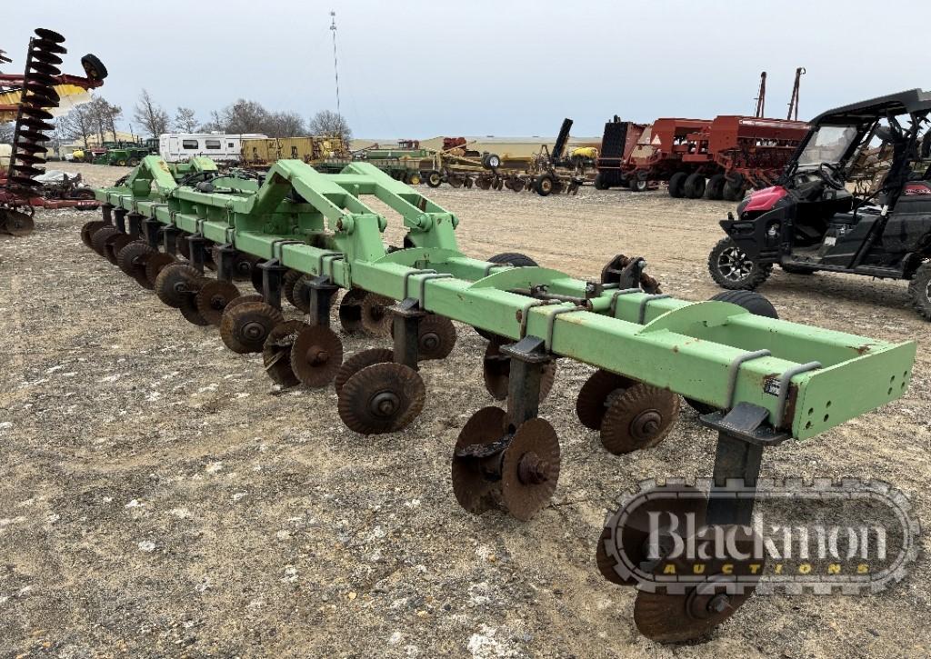 BINGHAM BROTHERS SPACING HIPPER,  12 ROW, 38' , STACK FOLD, 3 PT