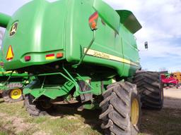 JOHN DEERE 9770 STS COMBINE, 3,137+ eng hrs, 2,422+ sep hrs,  1250/45-32 FL