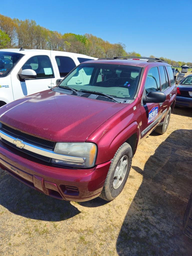 2004 CHEVROLET TRAILBLAZER SUV, 221,943+MI  4.2 V6, GAS,2 ROW SEATS, PS, AC