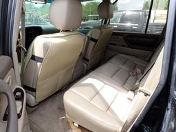 2000 TOYOTA LAND CRUISER SUV, 357,053+ mi,  V8 GAS, AUTO, PS, AC, 3RD ROW,
