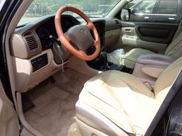 2000 TOYOTA LAND CRUISER SUV, 357,053+ mi,  V8 GAS, AUTO, PS, AC, 3RD ROW,