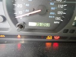 2000 TOYOTA LAND CRUISER SUV, 357,053+ mi,  V8 GAS, AUTO, PS, AC, 3RD ROW,