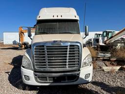 2017 Freightliner Cascadia Truck Tractor,