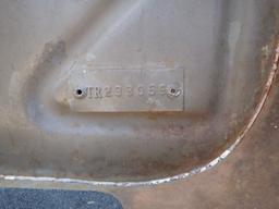 MACK R686 ROLLBACK TRUCK, 56k+ mi,  350 MACK, 5 SPEED, LEDWELL 24' ROLLBACK