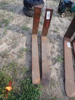 FORKLIFT FORKS  41"