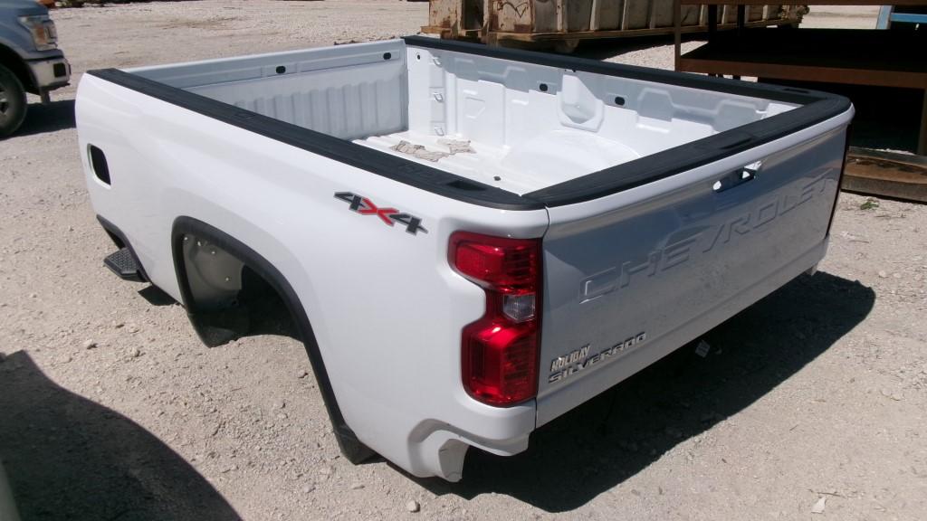 CHEVY 2500 TAKE OFF PICKUP TRUCK LONG BED,  2023 YEAR MODEL, TAILGATE, TAIL