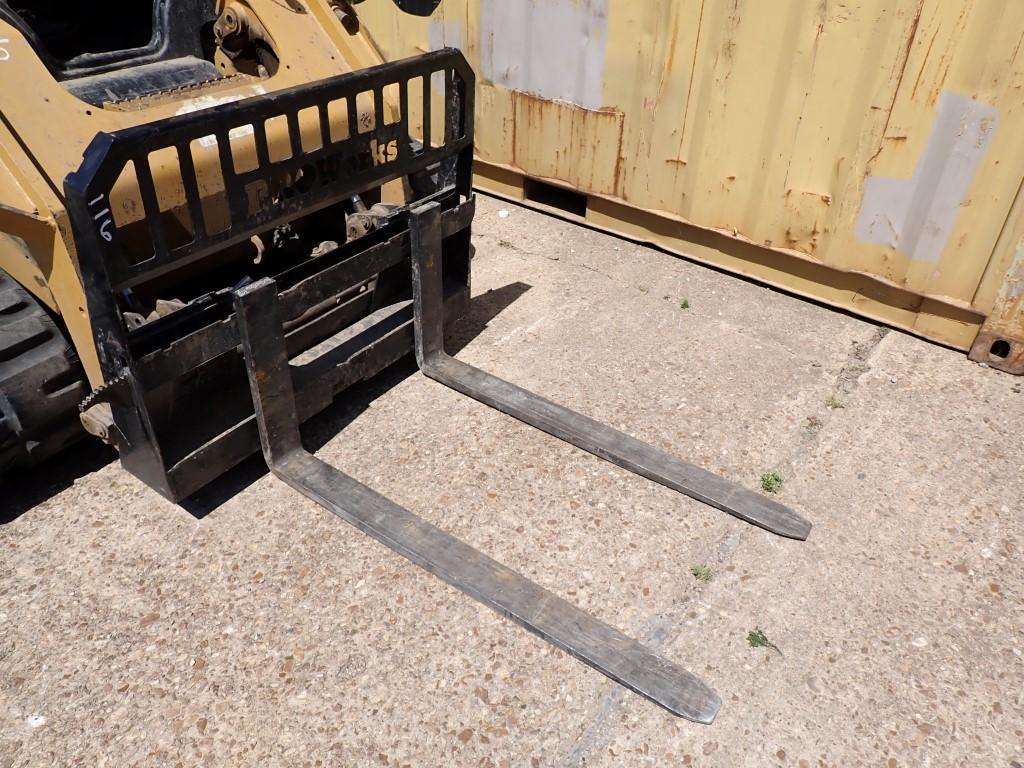 SKIDSTEER FORKS