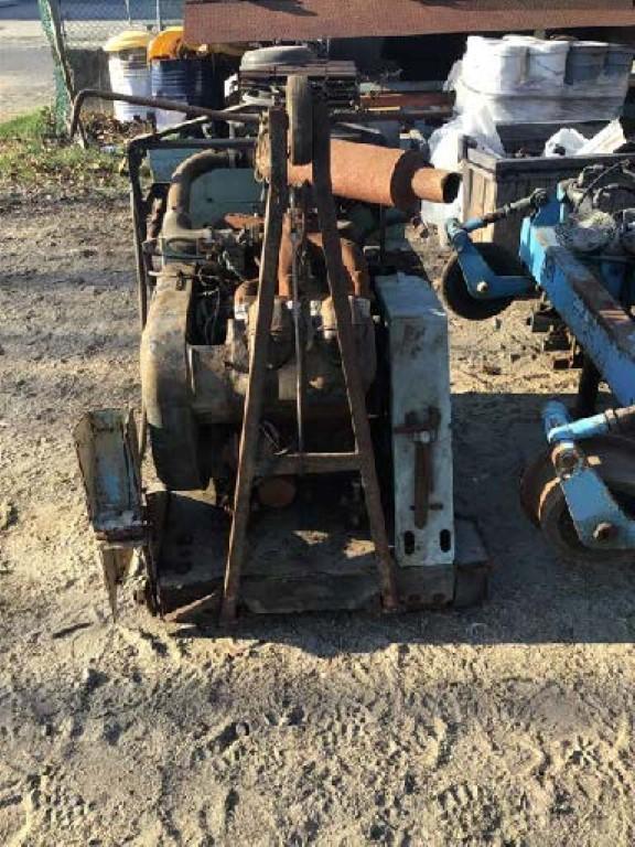 TARGET 6510 CONCRETE SAW,  NEEDS WORK – LOCATION IS SEWELL NEW JERSEY – CON