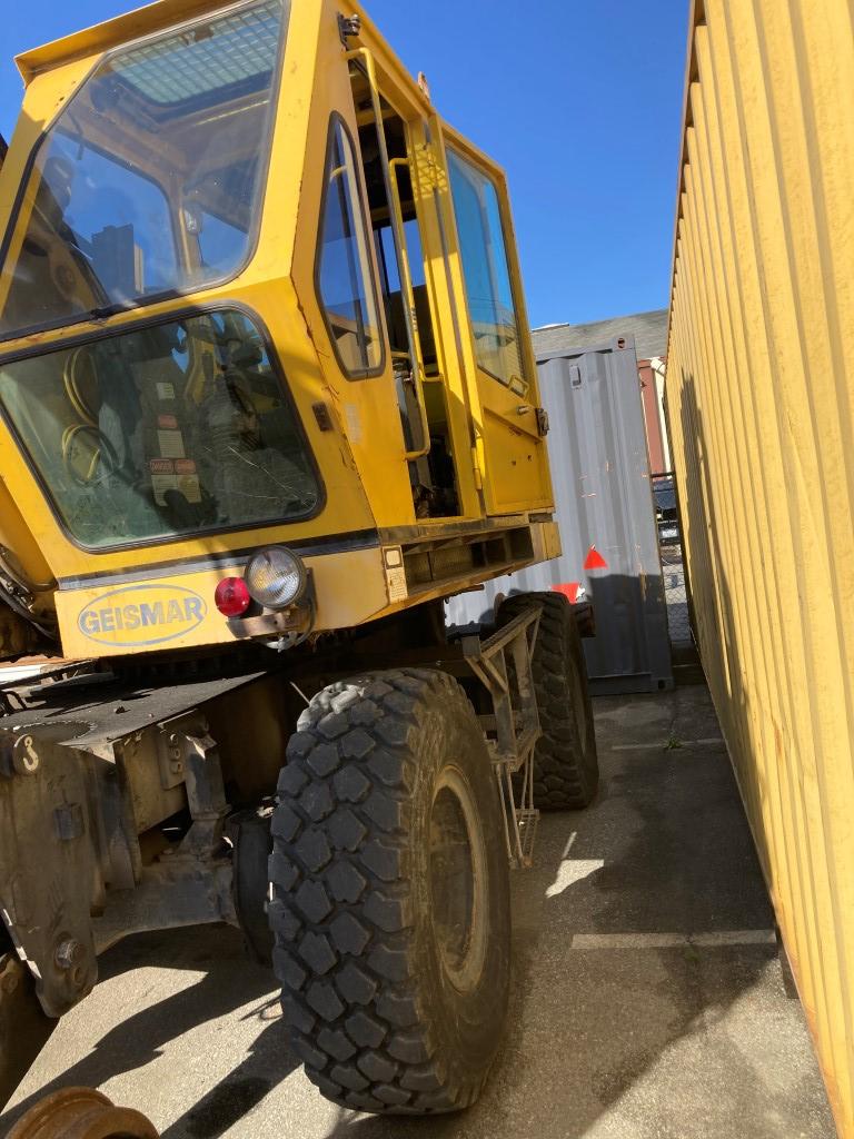 2002 GEISMAR 360 HI RAIL EXCAVATOR, 5,302 Hours,  CAT 3116 ENGINE,  - MACHI